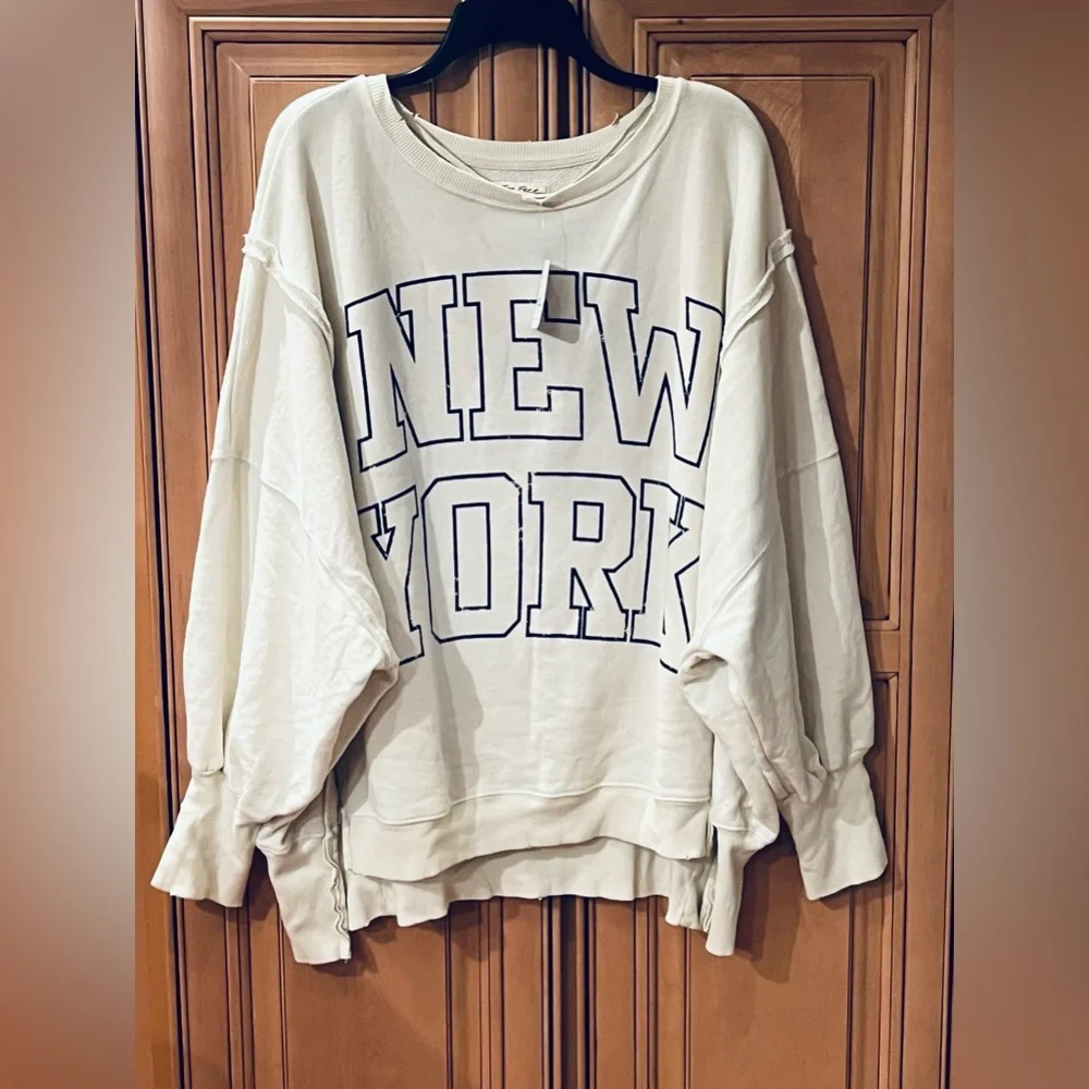 NWT Free People Camden New York Sweatshirt - Picture 9 of 16